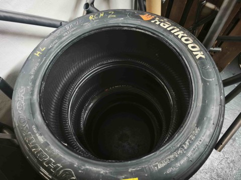 4Stk. Hankook Slicks 235/620 17 gebraucht 1er Cup